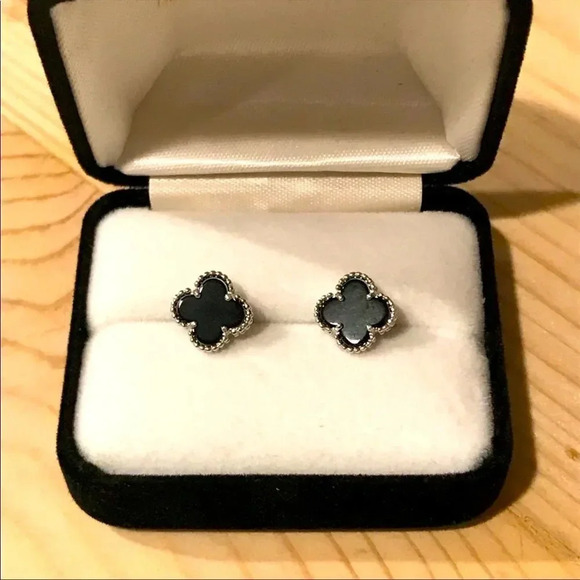 Four Leaf Clover Onyx Sterling Silver Earrings - Picture 2 of 4